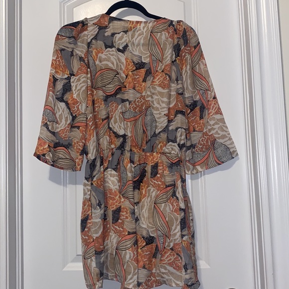Printed romper with pockets - Picture 3 of 3